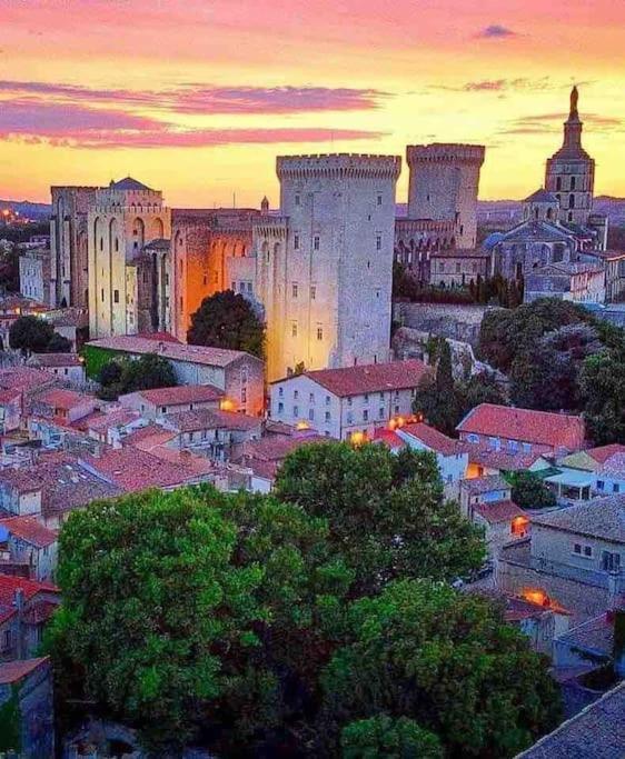 Le Saint-Lazare Appartement Au Calme Intra Muros Avignon Exterior foto
